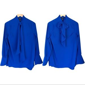LIKE NEW | Who What Wear tie-neck flowy blouse